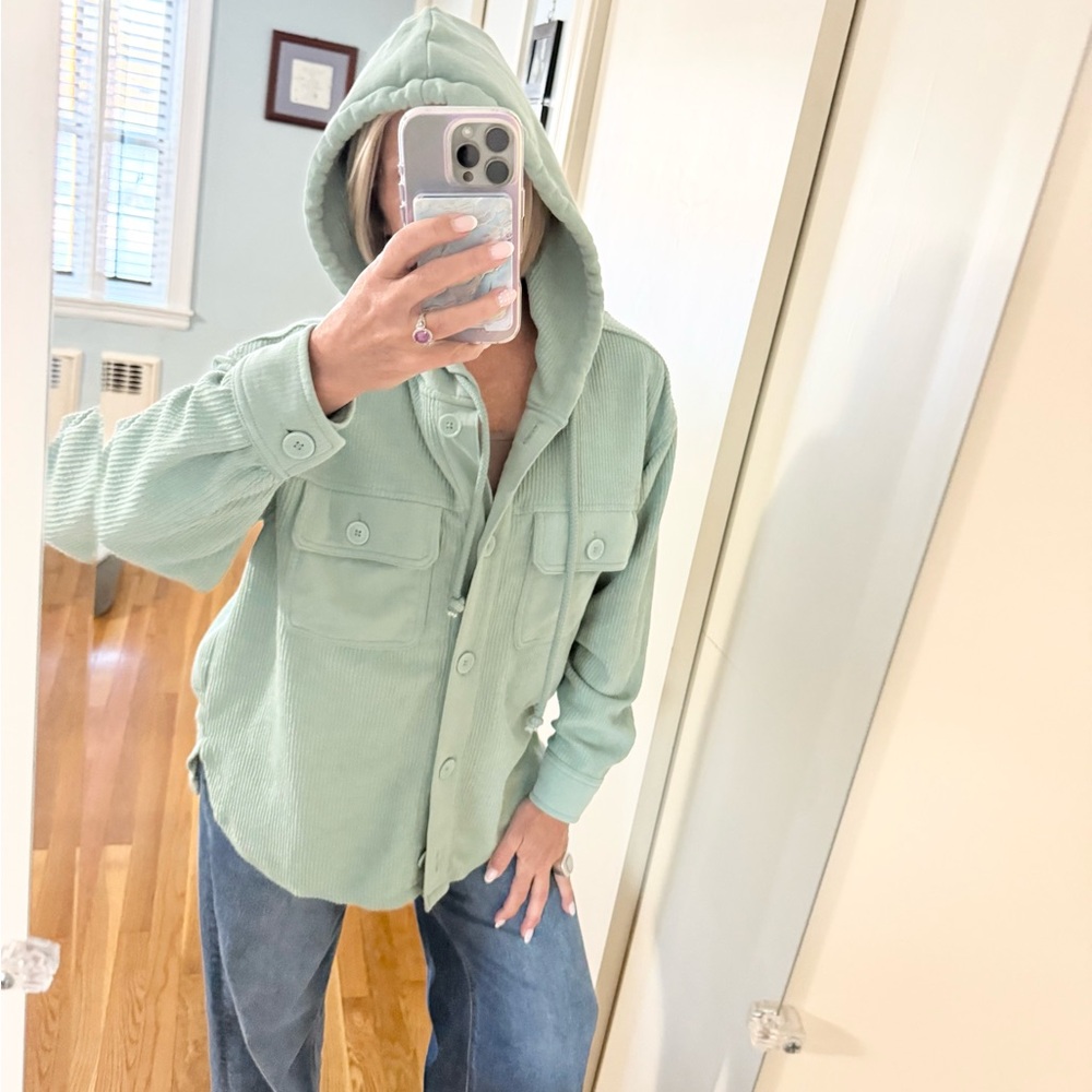 AE Oversized Button-Up Shacket - Picture 8 of 14